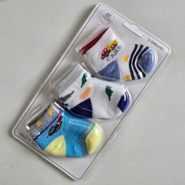 Baby Socks – Pack of 3 Pairs (0–3 Months)